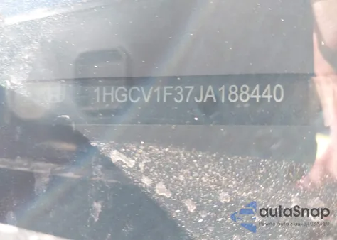 2018 Honda Accord Sport z USA, uszkodzony, nr VIN 1HGCV1F37JA188440